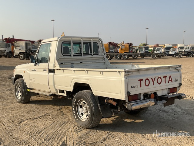 2018 Toyota Land Cruiser 79L 4x4 Pickup - Pikap: slika 4 2018 Toyota Land Cruiser 79L 4x4 Pickup - Pikap: slika 4