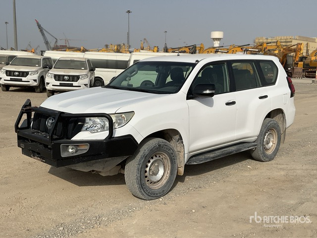 2018 Toyota Prado TX 150L 4x4 SUV - SUV: slika 2 2018 Toyota Prado TX 150L 4x4 SUV - SUV: slika 2