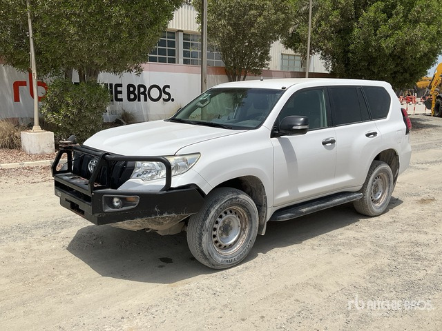 2018 Toyota Prado TX 150L 4x4 SUV - SUV: slika 1 2018 Toyota Prado TX 150L 4x4 SUV - SUV: slika 1