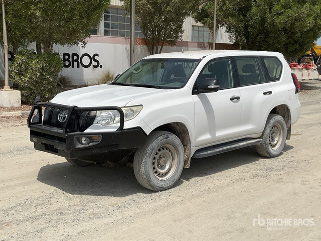 2018 Toyota Prado TX 150L 4x4 SUV - SUV: slika 2 2018 Toyota Prado TX 150L 4x4 SUV - SUV: slika 2