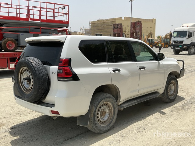 2018 Toyota Prado TX 150L 4x4 SUV - SUV: slika 3 2018 Toyota Prado TX 150L 4x4 SUV - SUV: slika 3