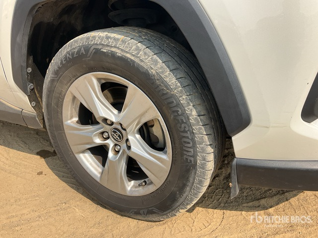 2019 Toyota RAV4 4WD SUV - SUV: slika 5 2019 Toyota RAV4 4WD SUV - SUV: slika 5