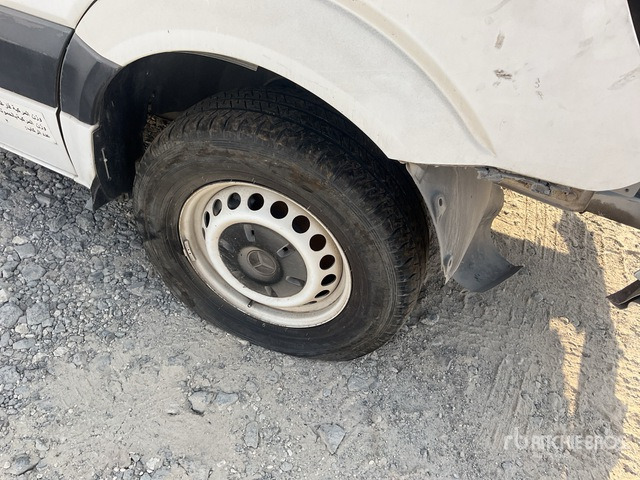 2016 Mercedes-Benz Sprinter 316 (Inoperable) Cargo Van - Dostavno vozilo: slika 4 2016 Mercedes-Benz Sprinter 316 (Inoperable) Cargo Van - Dostavno vozilo: slika 4