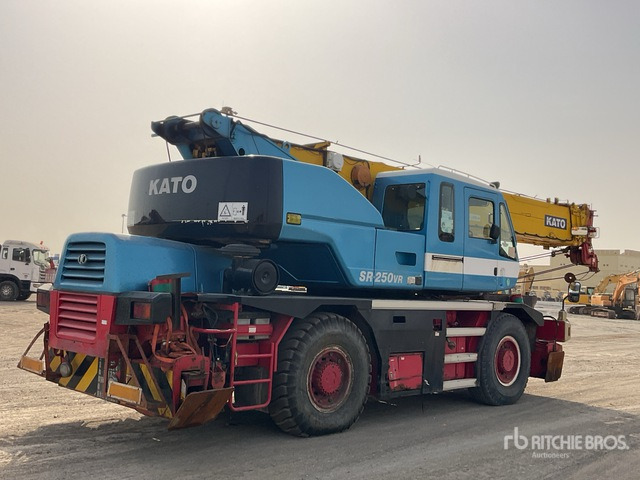 Kato KR25H - Autokran za teške terene: slika 3 Kato KR25H - Autokran za teške terene: slika 3
