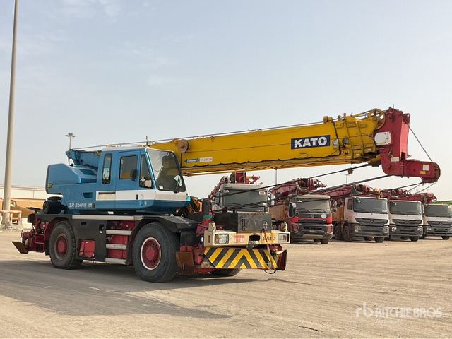 Kato KR25H - Autokran za teške terene: slika 2 Kato KR25H - Autokran za teške terene: slika 2