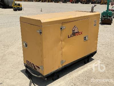 LIONROCK LRY8.8S 8.8 kVA Skid-Mounted - Set generatora: slika 4 LIONROCK LRY8.8S 8.8 kVA Skid-Mounted - Set generatora: slika 4