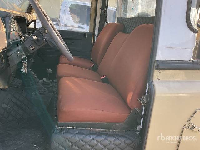 Land Rover Defender 110 - Pikap: slika 5 Land Rover Defender 110 - Pikap: slika 5