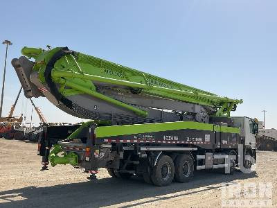 MERCEDES-BENZ ACTROS 4141 2018 Zoomlion 56X-6RZ 56 m on 8 ... - Auto pumpa za beton: slika 3 MERCEDES-BENZ ACTROS 4141 2018 Zoomlion 56X-6RZ 56 m on 8 ... - Auto pumpa za beton: slika 3