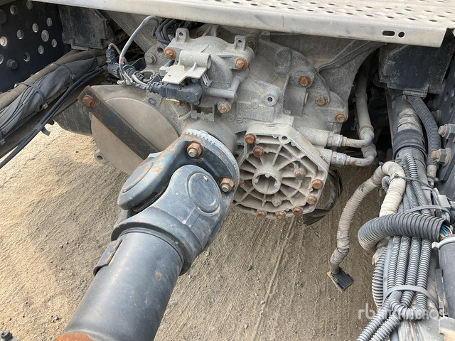 2014 Mercedes-Benz Actros 1843LS 4x2 S/A Sleeper Truck Tractor - Tegljač: slika 5 2014 Mercedes-Benz Actros 1843LS 4x2 S/A Sleeper Truck Tractor - Tegljač: slika 5