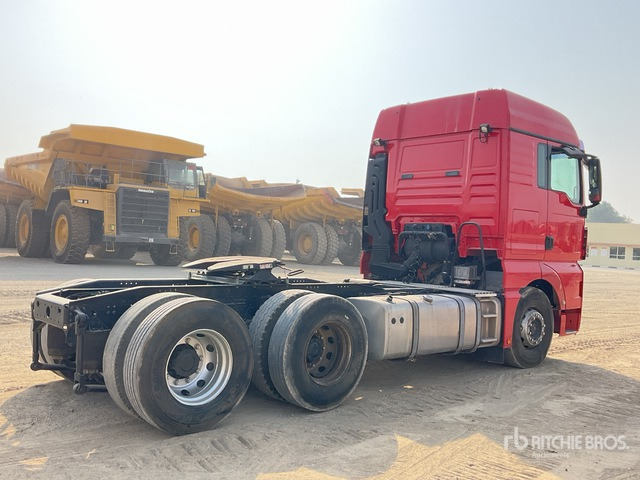 2015 MAN TGX 28.480 6x4 T/A Sleeper Truck Tractor - Tegljač: slika 4 2015 MAN TGX 28.480 6x4 T/A Sleeper Truck Tractor - Tegljač: slika 4