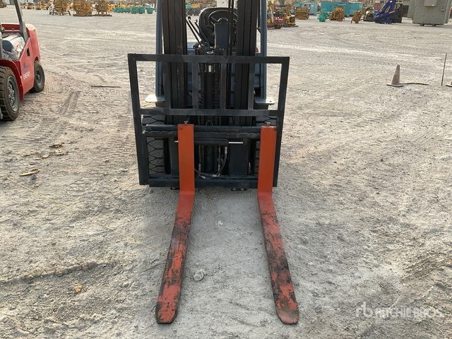 Toyota 72-8FDN30 - Dizel viljuškar: slika 5 Toyota 72-8FDN30 - Dizel viljuškar: slika 5