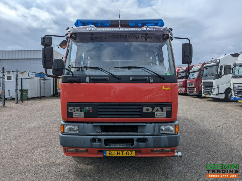 DAF 55.230 4x2 Euro2 Ziegler TS7 LD2800 HD265 T1500Liters - 7 persoons - Vatrogasni kamion: slika 5 DAF 55.230 4x2 Euro2 Ziegler TS7 LD2800 HD265 T1500Liters - 7 persoons - Vatrogasni kamion: slika 5