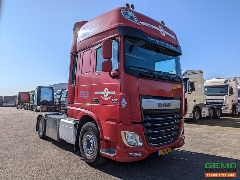 DAF XF 460 FT 4x2 Superspacecab Euro6 - Groot Brandstoffilter - RVS Gereedschapskist - Reservewiel - 07/2025APK - Tegljač: slika 2 DAF XF 460 FT 4x2 Superspacecab Euro6 - Groot Brandstoffilter - RVS Gereedschapskist - Reservewiel - 07/2025APK - Tegljač: slika 2