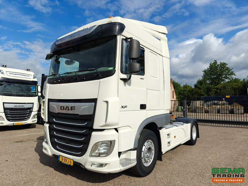 DAF XF 480 FT 4x2 Spacecab Euro6C - Alcoa - Groot Brandstoffilter - 05/2026 APK - Tegljač: slika 1 DAF XF 480 FT 4x2 Spacecab Euro6C - Alcoa - Groot Brandstoffilter - 05/2026 APK - Tegljač: slika 1