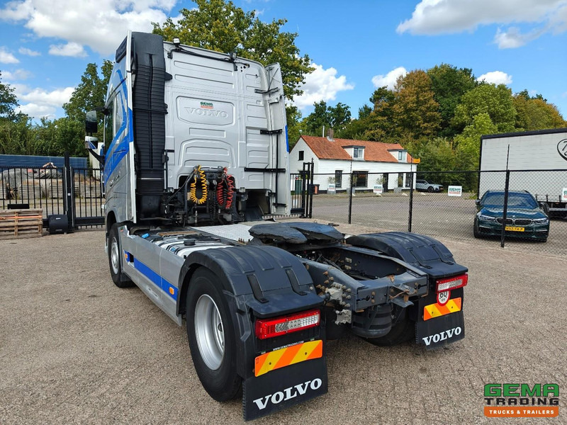 Volvo FH460 4x2 Globetrotter Euro6 - WF/Kiep Hydrauliek - Dubbele Tanks - Tegljač: slika 4 Volvo FH460 4x2 Globetrotter Euro6 - WF/Kiep Hydrauliek - Dubbele Tanks - Tegljač: slika 4