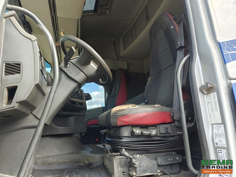 Volvo FH460 4x2 Globetrotter Euro6 - WF/Kiep Hydrauliek - Dubbele Tanks - Tegljač: slika 5 Volvo FH460 4x2 Globetrotter Euro6 - WF/Kiep Hydrauliek - Dubbele Tanks - Tegljač: slika 5