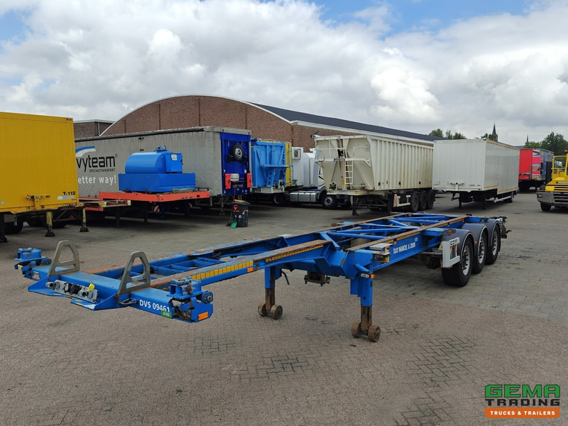 Van Hool 3B0079 3-Assen SAF - Schijfremmen - Alle aansluitingen / Universeel chassis - 10 Stuks op Voorraad - Poluprikolica za prevoz kontejnera/ Poluprikolica sa promenjivim sandukom: slika 2 Van Hool 3B0079 3-Assen SAF - Schijfremmen - Alle aansluitingen / Universeel chassis - 10 Stuks op Voorraad - Poluprikolica za prevoz kontejnera/ Poluprikolica sa promenjivim sandukom: slika 2