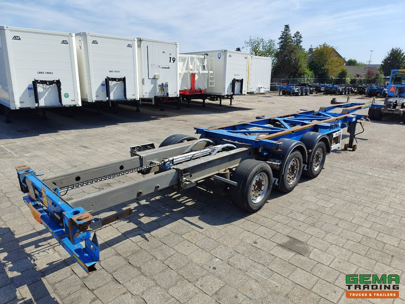 Van Hool 3B0079 3-Assen SAF - Schijfremmen - Alle aansluitingen / Universeel chassis - 10 units in stock - Poluprikolica za prevoz kontejnera/ Poluprikolica sa promenjivim sandukom: slika 1 Van Hool 3B0079 3-Assen SAF - Schijfremmen - Alle aansluitingen / Universeel chassis - 10 units in stock - Poluprikolica za prevoz kontejnera/ Poluprikolica sa promenjivim sandukom: slika 1