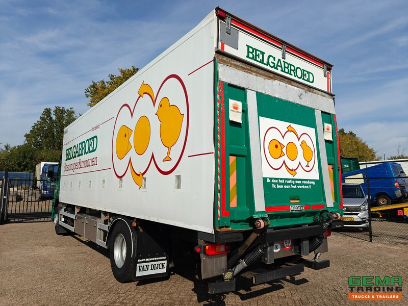 Volvo FM330 4x2 Dagcab Euro5 - KuikenBak 8.4m + Webasto Heater + Dhollandia 2000KG - Kamion za prevoz stoke: slika 3 Volvo FM330 4x2 Dagcab Euro5 - KuikenBak 8.4m + Webasto Heater + Dhollandia 2000KG - Kamion za prevoz stoke: slika 3