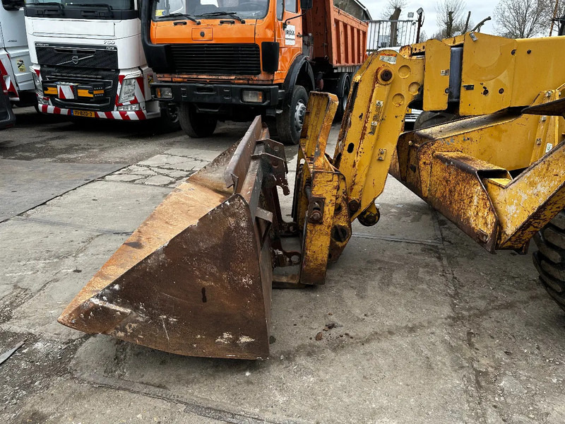 Teleskopski upravljač Caterpillar TH63 4X4X4 Telehandler: slika 14