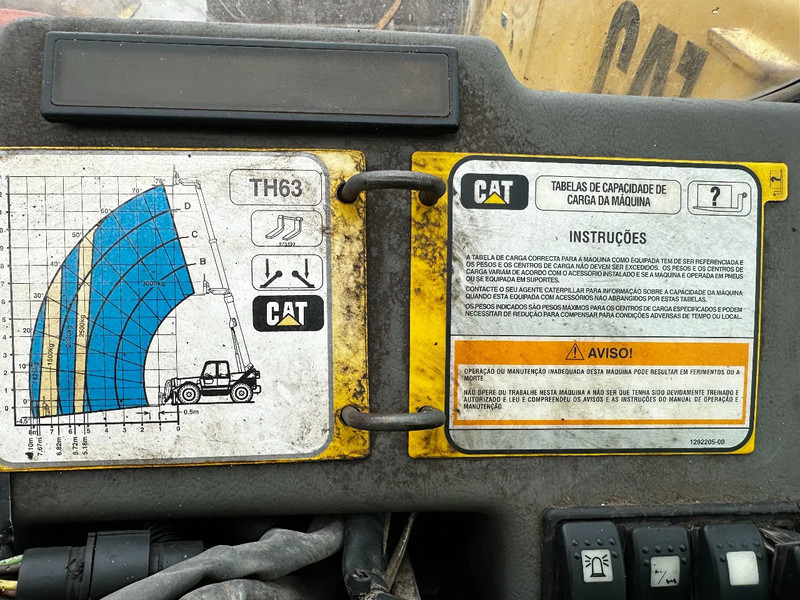 Teleskopski upravljač Caterpillar TH63 4X4X4 Telehandler: slika 11