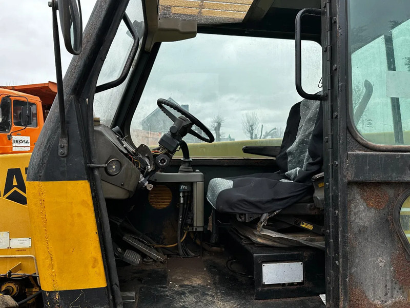 Teleskopski upravljač Caterpillar TH63 4X4X4 Telehandler: slika 9