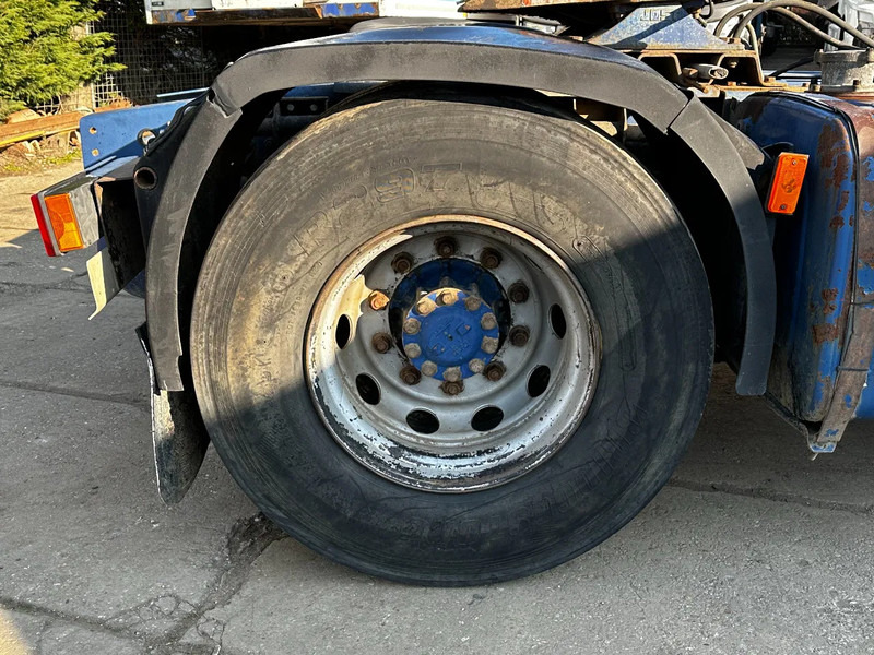 DAF XF 95.380 4X2 Tractor-unit Spring/Air ZF Manual Euro2 PTO - Tegljač: slika 5 DAF XF 95.380 4X2 Tractor-unit Spring/Air ZF Manual Euro2 PTO - Tegljač: slika 5