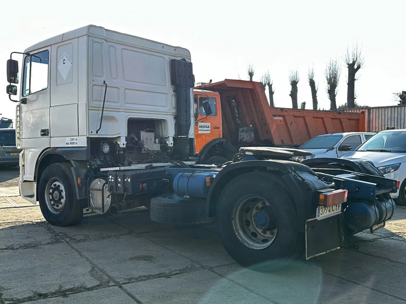 DAF XF 95.380 4X2 Tractor-unit Spring/Air ZF Manual Euro2 PTO - Tegljač: slika 3 DAF XF 95.380 4X2 Tractor-unit Spring/Air ZF Manual Euro2 PTO - Tegljač: slika 3