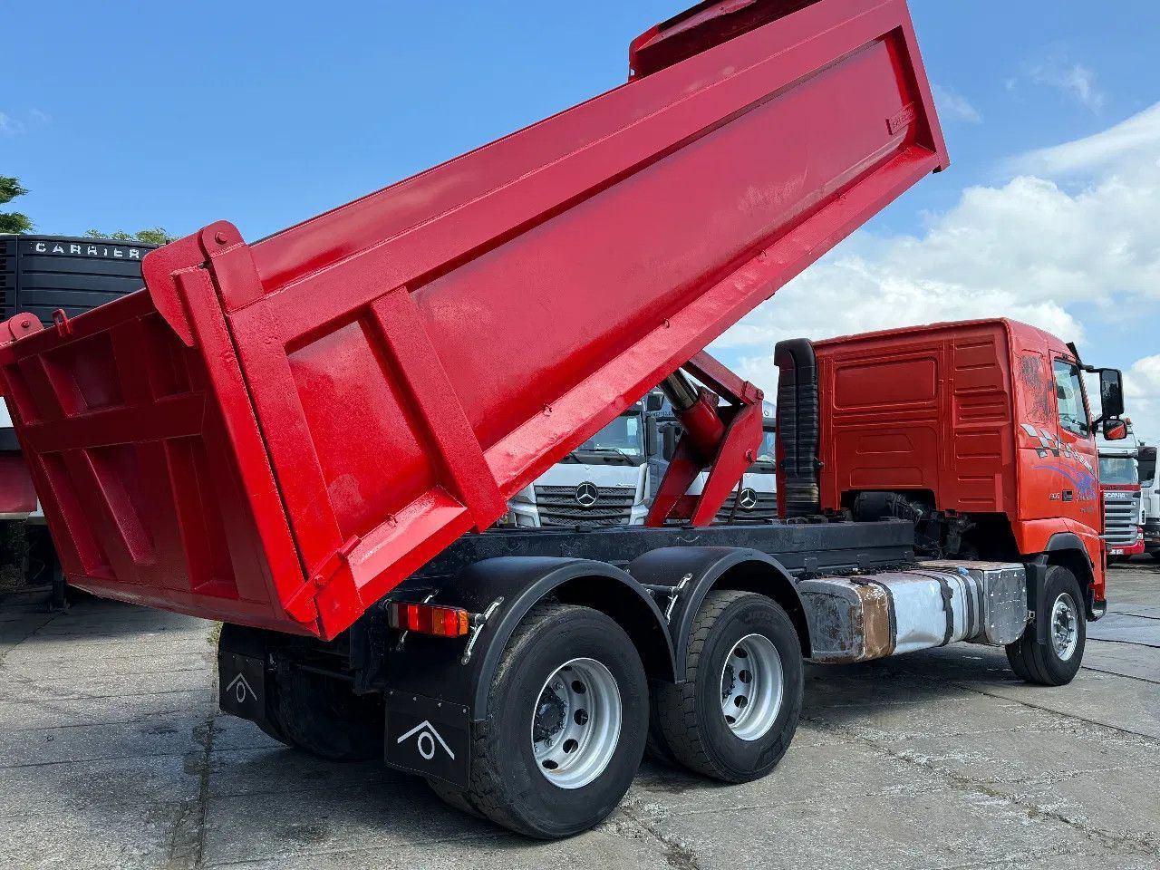 Volvo FH 16.600 6X4 Tipper Spring/Spring Euro5 - Istovarivač: slika 4 Volvo FH 16.600 6X4 Tipper Spring/Spring Euro5 - Istovarivač: slika 4