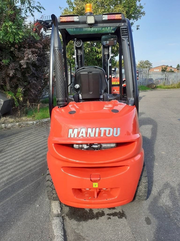 Manitou MI 25 D  - Dizel viljuškar: slika 4 Manitou MI 25 D  - Dizel viljuškar: slika 4