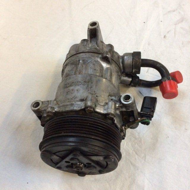 A/C Compressor with electro-magnetic coupling - Kompresor klima uređaja za Oprema za rukovanje materijalima: slika 1 A/C Compressor with electro-magnetic coupling - Kompresor klima uređaja za Oprema za rukovanje materijalima: slika 1