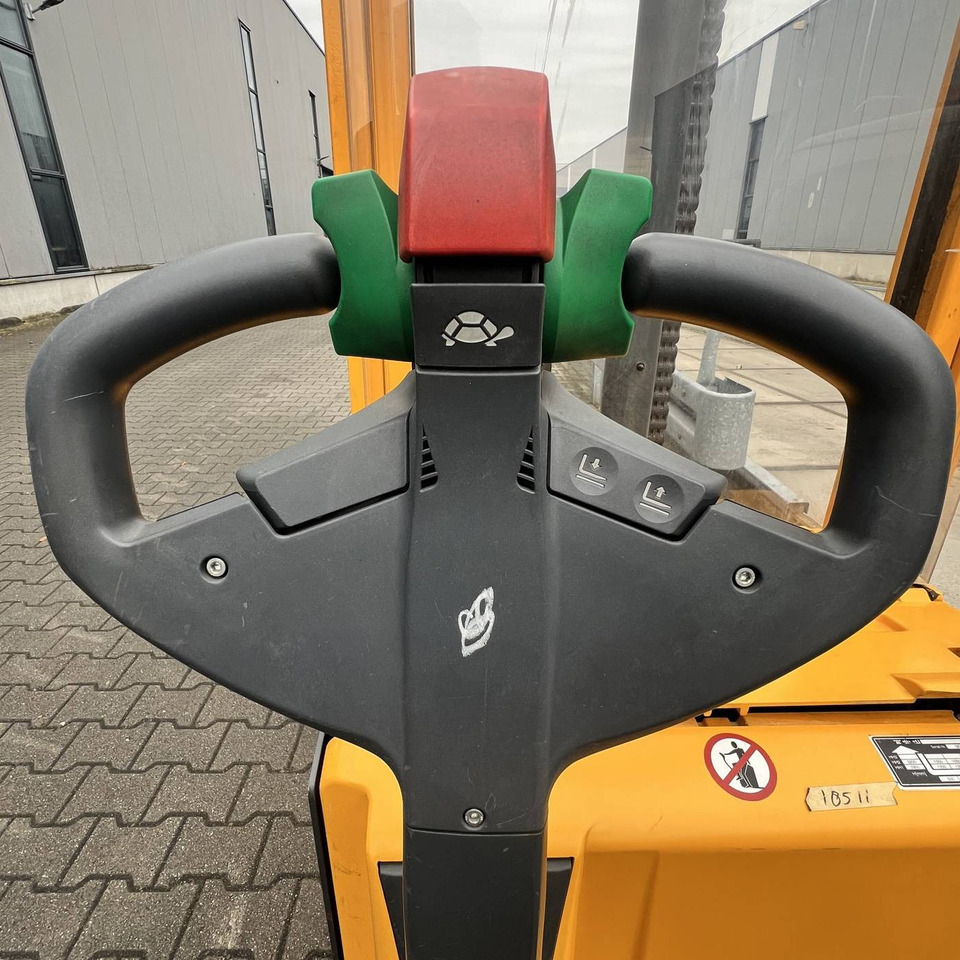 Jungheinrich EJC112 - Slagač: slika 5 Jungheinrich EJC112 - Slagač: slika 5