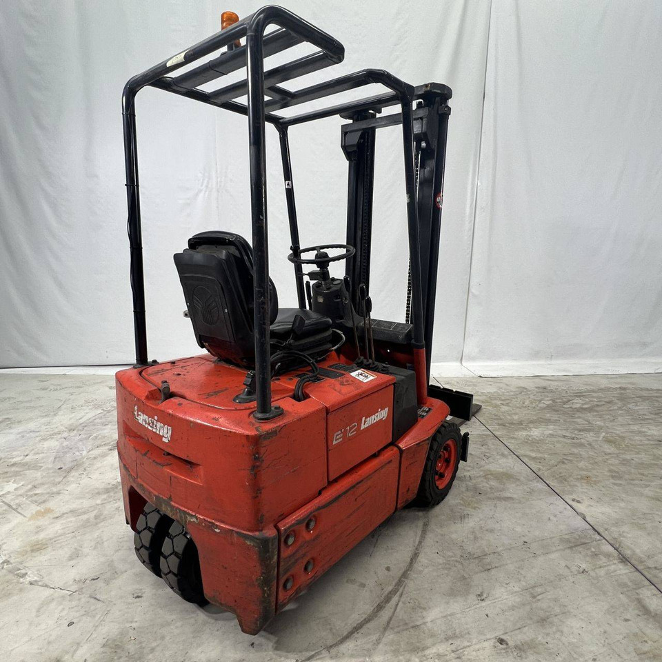 Linde E12 (324) - Električni viljuškar: slika 2 Linde E12 (324) - Električni viljuškar: slika 2