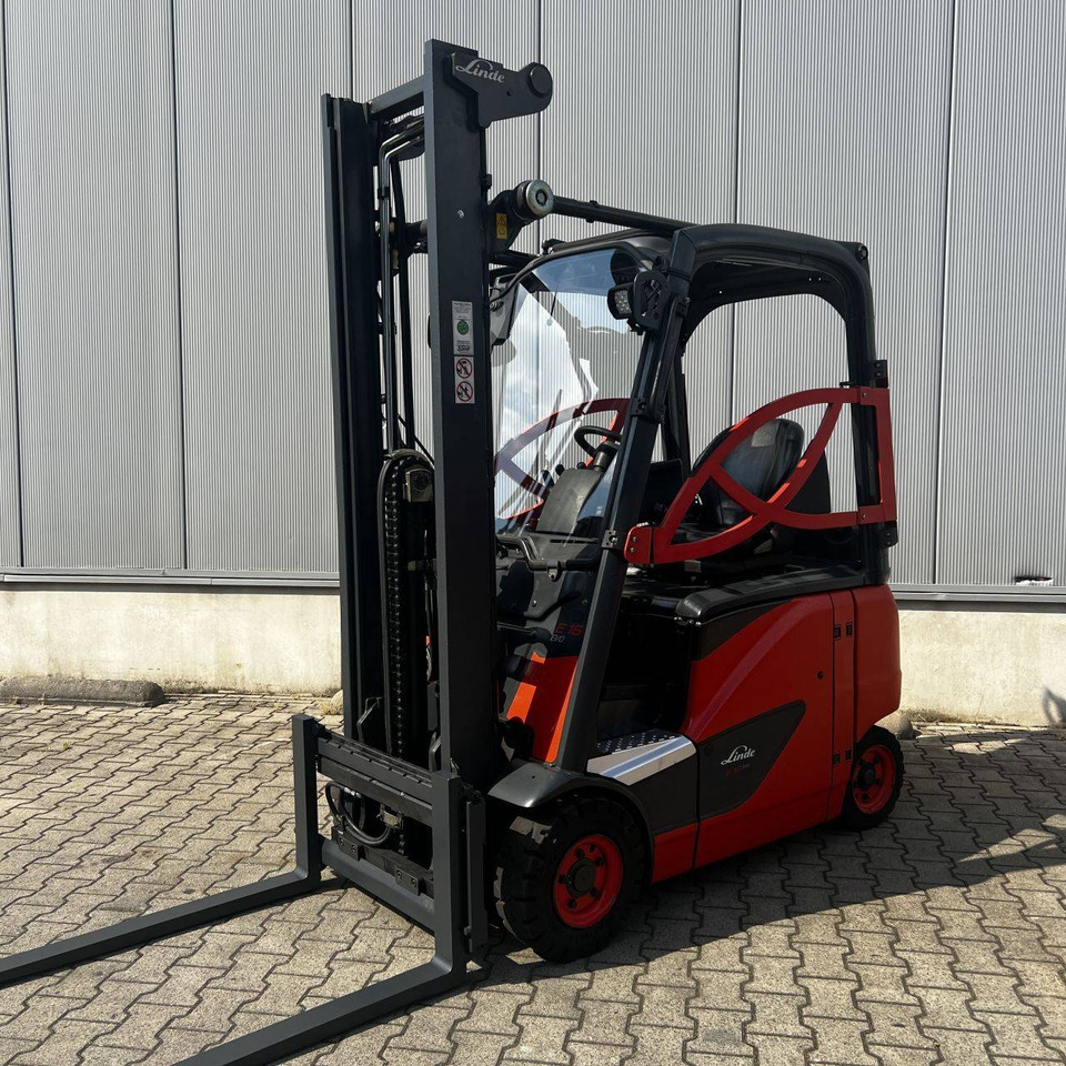 Linde E16PH-02 (386) EVO - Električni viljuškar: slika 1 Linde E16PH-02 (386) EVO - Električni viljuškar: slika 1