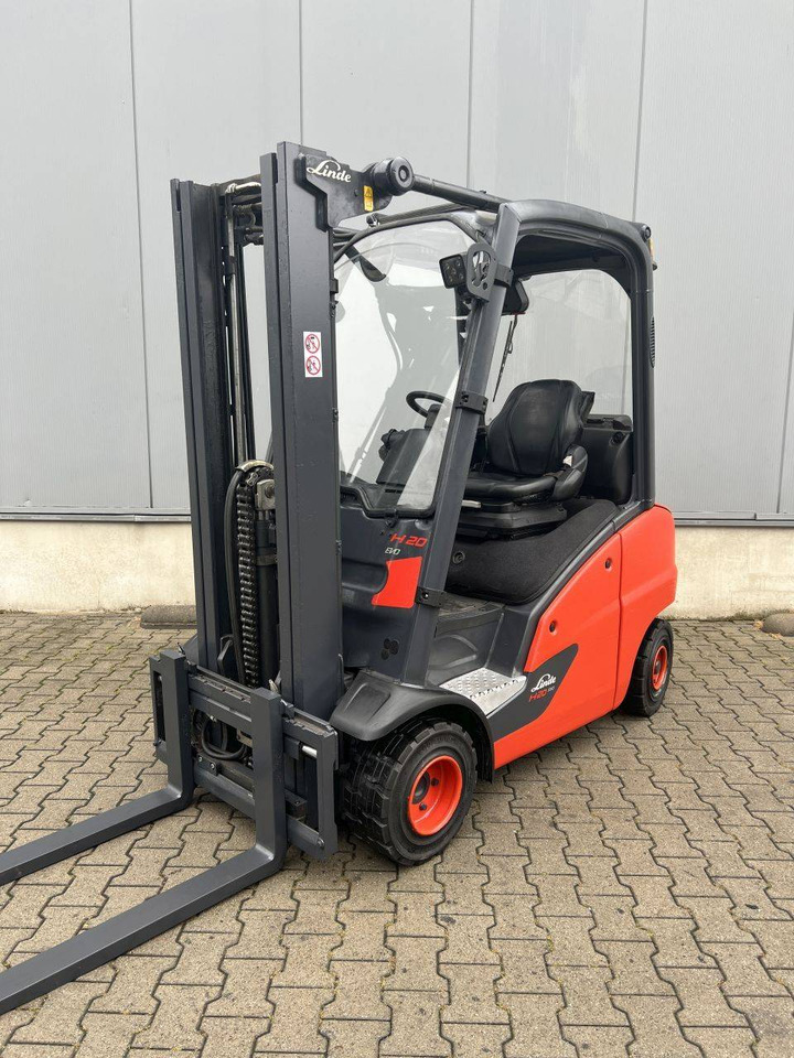 Linde H20T (391) - Gasni viljuškar: slika 1 Linde H20T (391) - Gasni viljuškar: slika 1