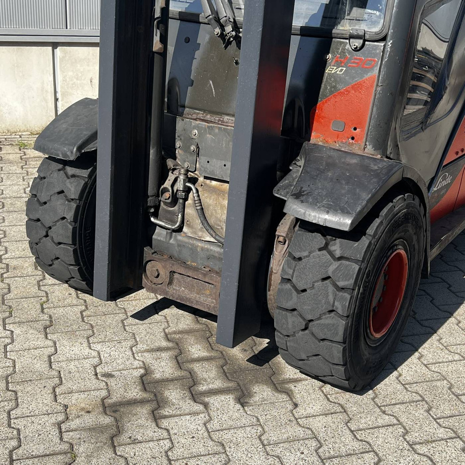 Dizel viljuškar Linde H30D-02 (393) EVO: slika 18