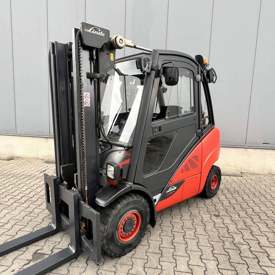 Linde H35D (393-02) EVO - Dizel viljuškar: slika 1 Linde H35D (393-02) EVO - Dizel viljuškar: slika 1