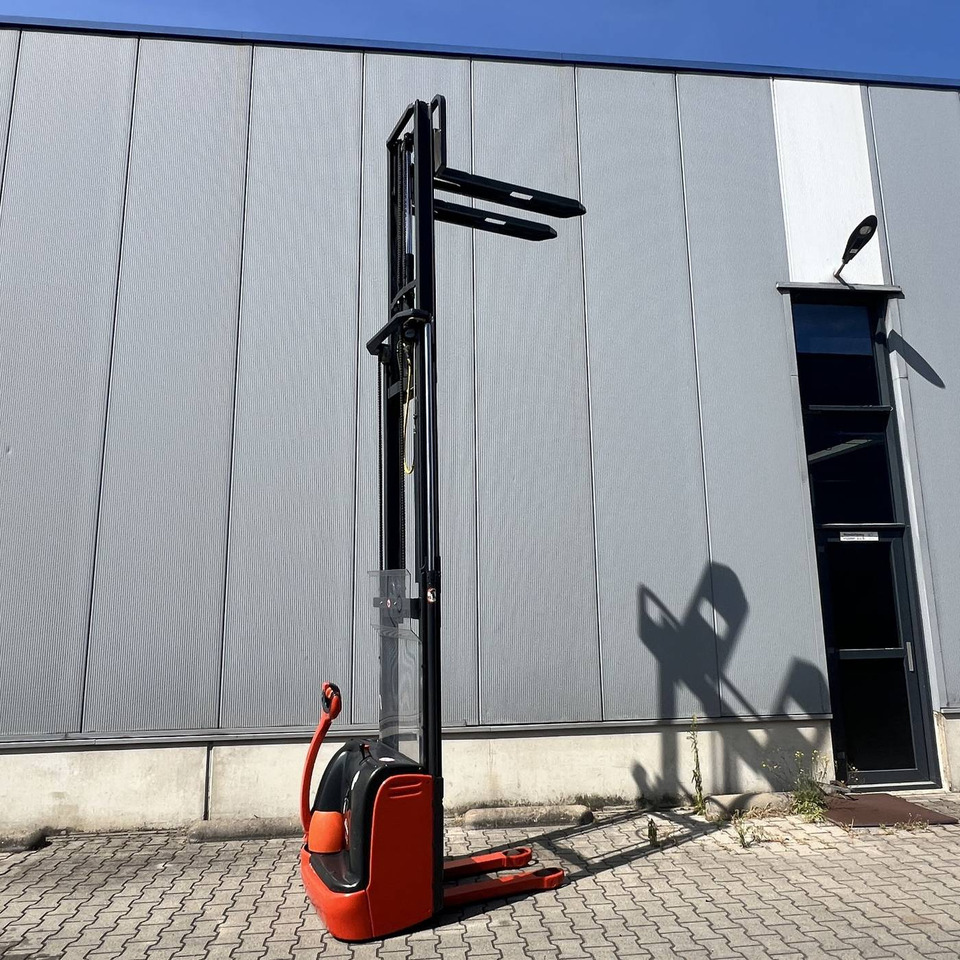 Linde L12 (379) - Slagač: slika 5 Linde L12 (379) - Slagač: slika 5