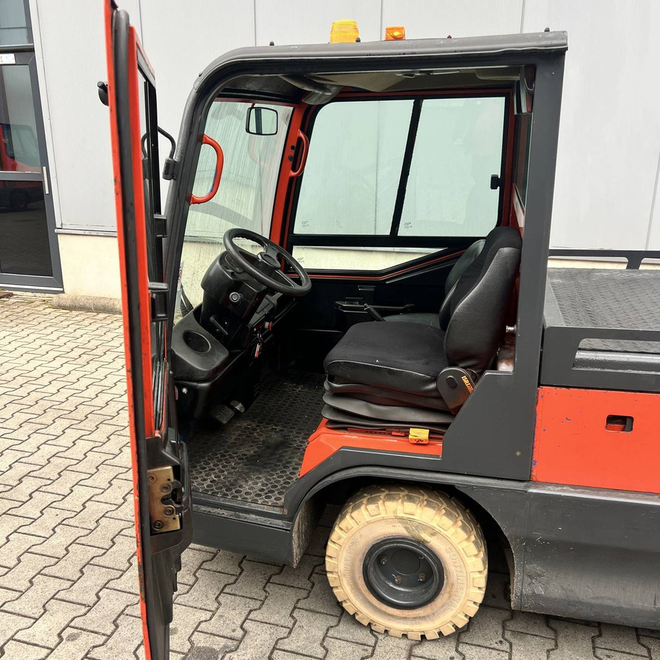 Linde P250 LWB (127) - Vučno vozilo: slika 4 Linde P250 LWB (127) - Vučno vozilo: slika 4