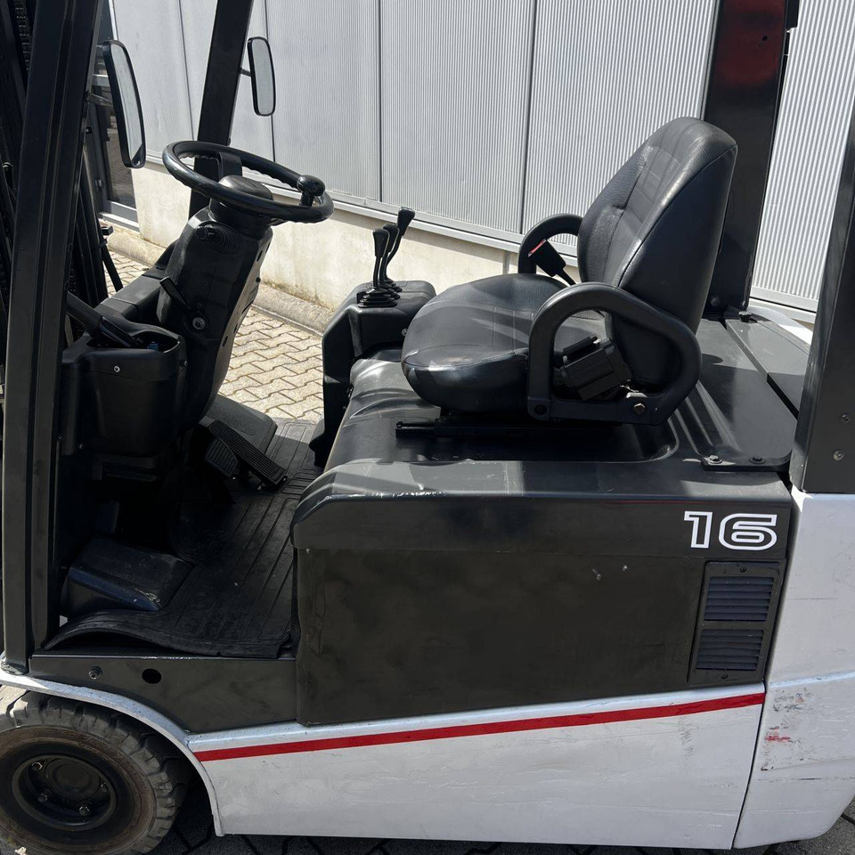 Nissan TX16 (G1N1L16Q) - Električni viljuškar: slika 4 Nissan TX16 (G1N1L16Q) - Električni viljuškar: slika 4