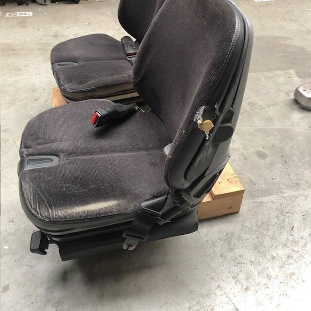 Seat for Linde /1120-01/ - Sedište za Oprema za rukovanje materijalima: slika 4 Seat for Linde /1120-01/ - Sedište za Oprema za rukovanje materijalima: slika 4