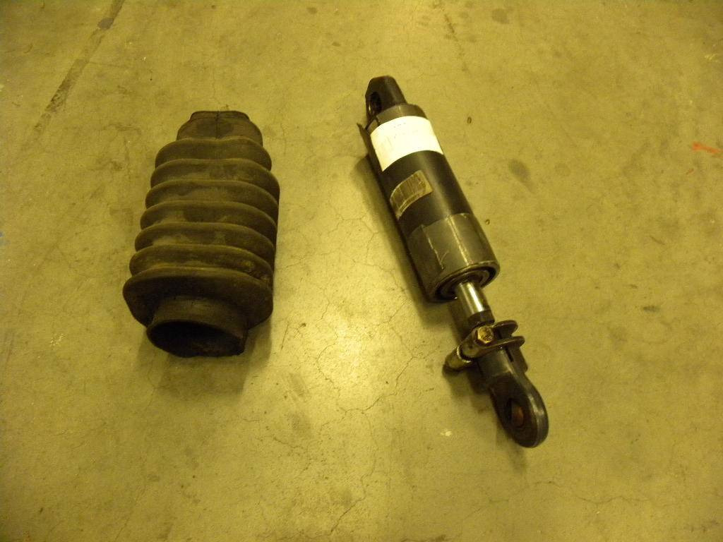 Tilt cylinder for STILL - Hidraulični cilindar za Oprema za rukovanje materijalima: slika 1 Tilt cylinder for STILL - Hidraulični cilindar za Oprema za rukovanje materijalima: slika 1