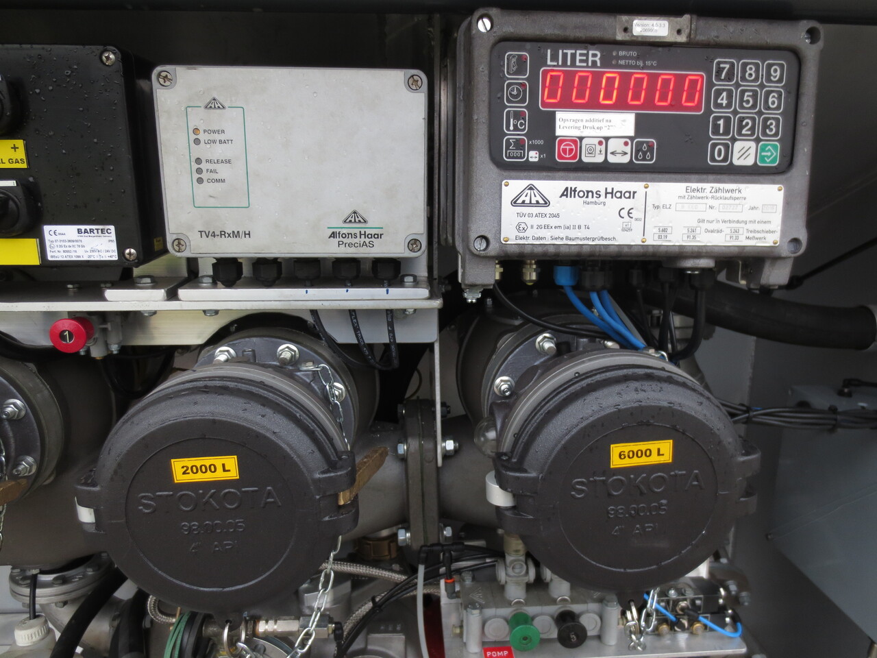 SCANIA G370 - Kamion cisterna: slika 3 SCANIA G370 - Kamion cisterna: slika 3