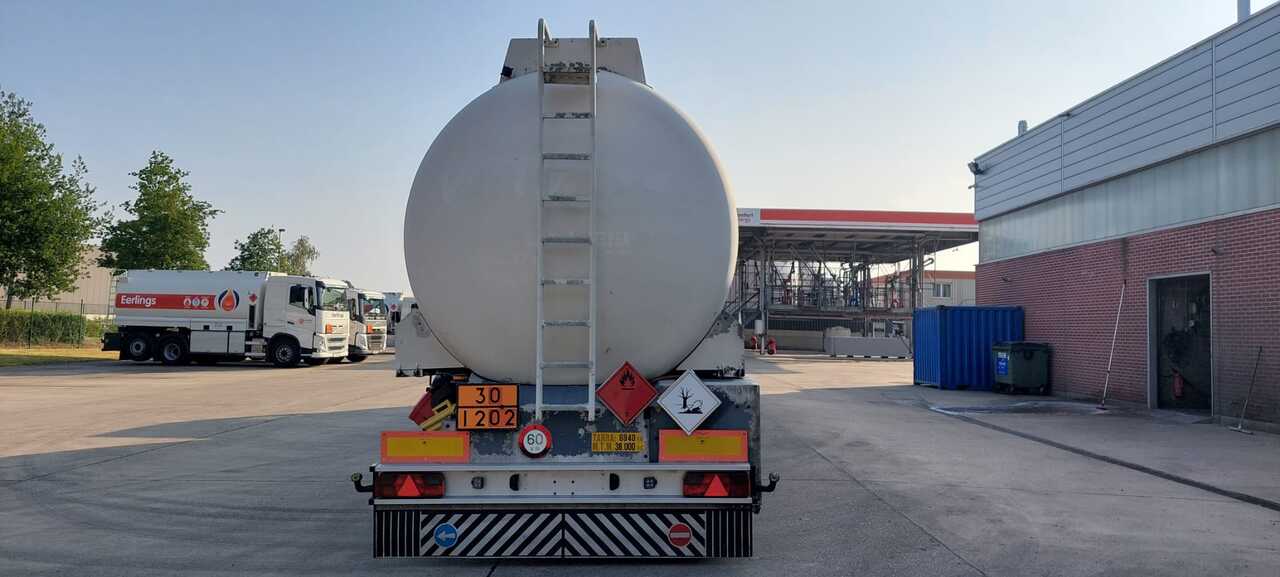 Poluprikolica cisterna STOKOTA: slika 6