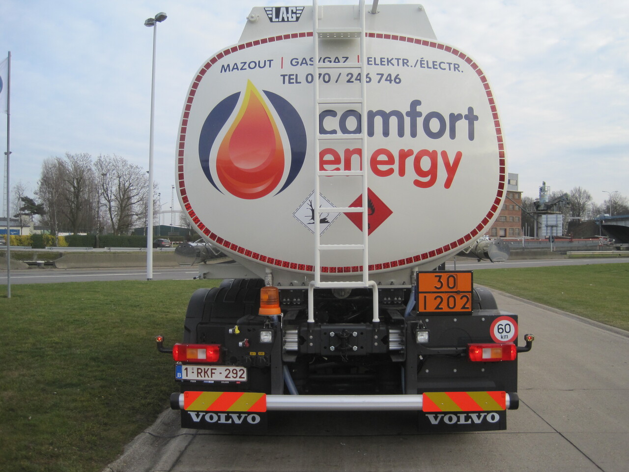 Kamion cisterna VOLVO FM: slika 7 Kamion cisterna VOLVO FM: slika 7