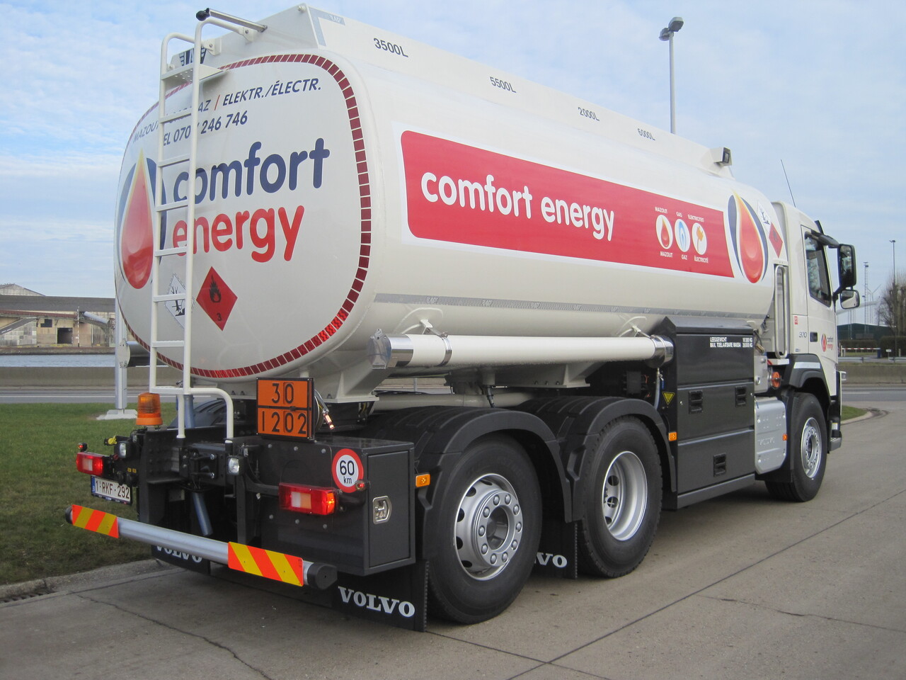 Kamion cisterna VOLVO FM: slika 6 Kamion cisterna VOLVO FM: slika 6