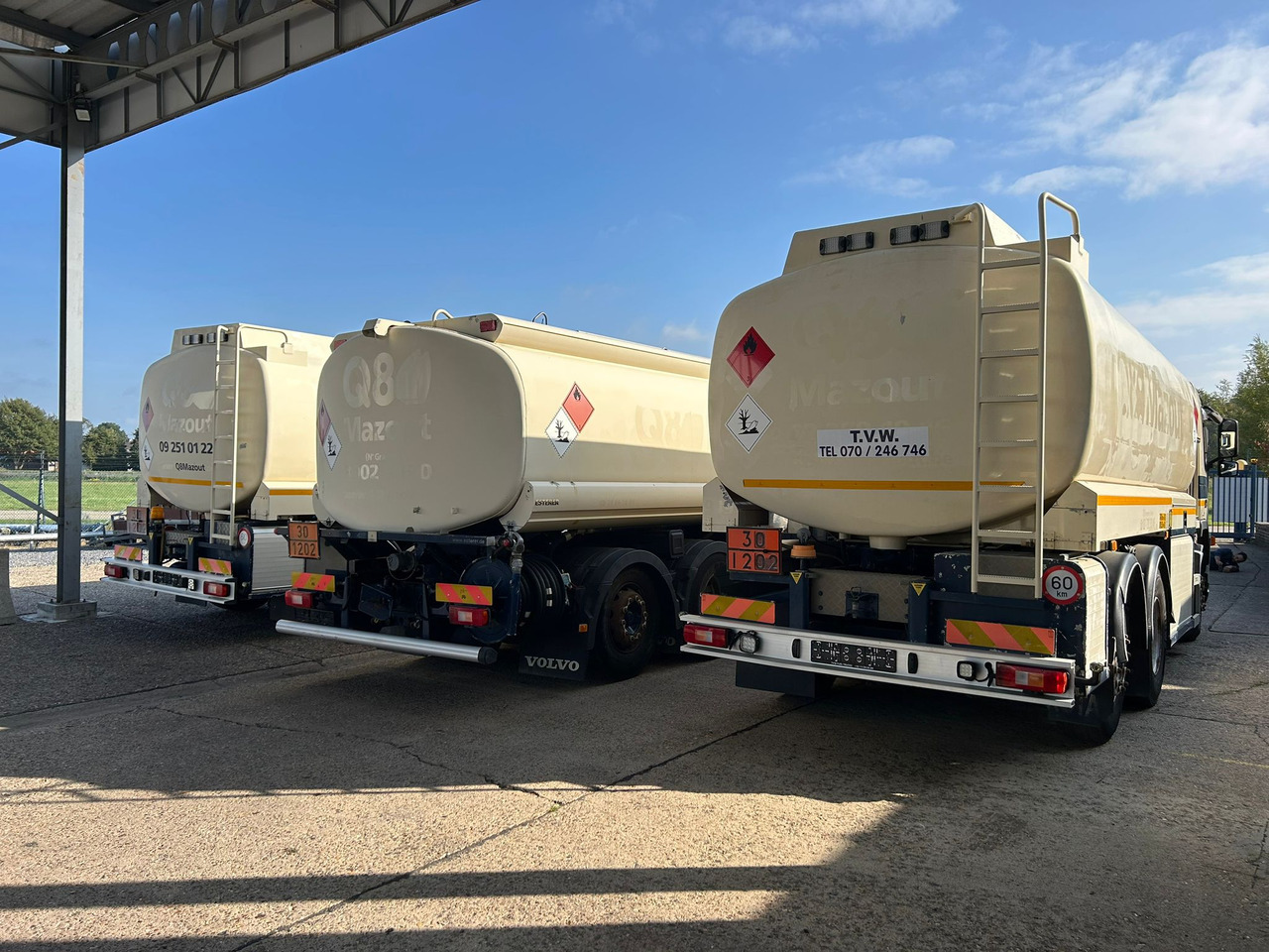 VOLVO FM (lot of 3) - Kamion cisterna: slika 4 VOLVO FM (lot of 3) - Kamion cisterna: slika 4