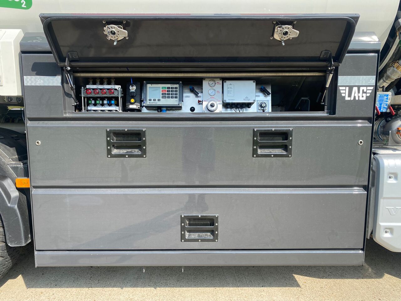 VOLVO FM430HP - Kamion cisterna: slika 2 VOLVO FM430HP - Kamion cisterna: slika 2