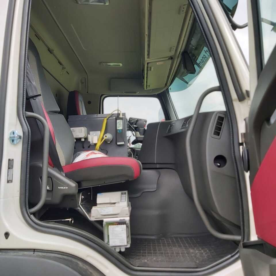 VOLVO FM430HP - Kamion cisterna: slika 5 VOLVO FM430HP - Kamion cisterna: slika 5