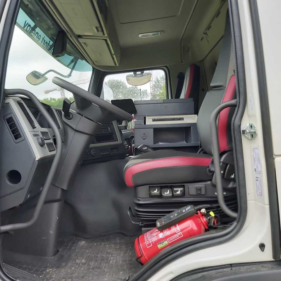 VOLVO FM430HP - Kamion cisterna: slika 4 VOLVO FM430HP - Kamion cisterna: slika 4